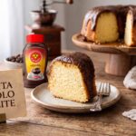 Receita de bolo de leite com cobertura de cafe