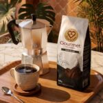 Cafe 3 Coracoes gourmet Dark Rost sendo servido