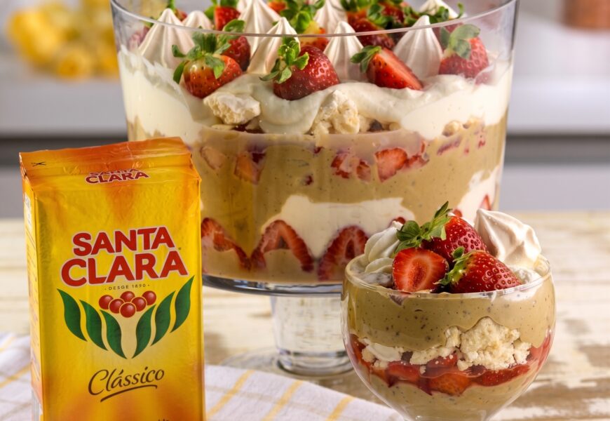 Merengue de Morango com Creme de Cafe